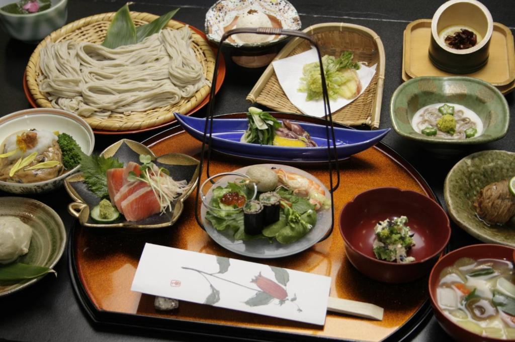 Oumeitei Tsuji Ryokan Нагано Екстериор снимка